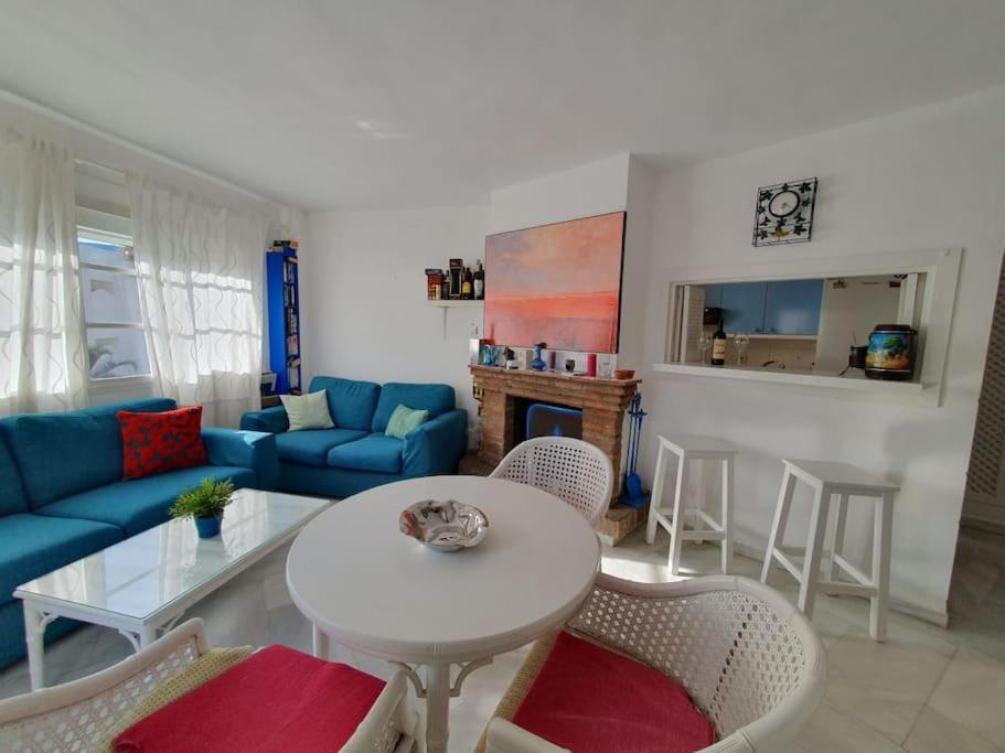En Puerto Marina. Appartement Benalmádena